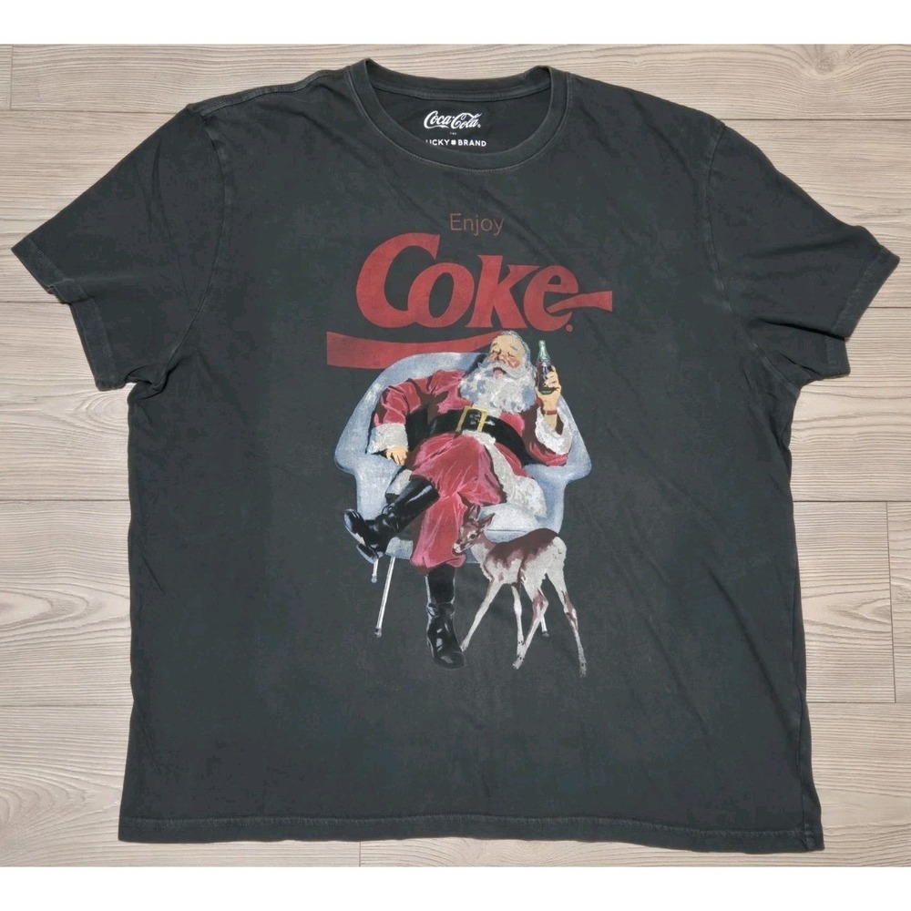Lucky Brand Men's T-shirt, Coca Cola Santa Clause Graphic, Gray, Size XXL, Coke